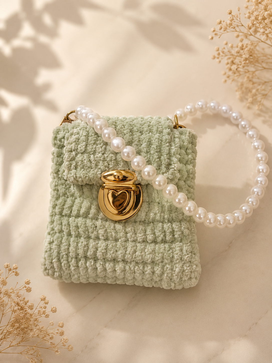 Pearl Handle Detail